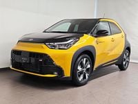 Neu Toyota Aygo X Sport 116 PS (85 kW) 2025 Gelb SUV