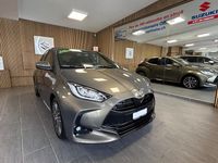 Neu Toyota Yaris Hybrid Premium 131 PS (96 kW) 2025 Braun Limousine