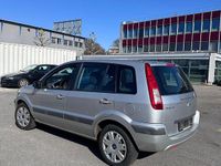 Gebraucht Ford Fusion 101 PS (74 kW) 2010 Kleinwagen