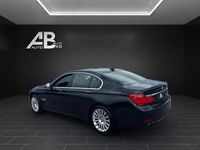 Gebraucht BMW 750 408 PS (300 kW) 2011 Limousine