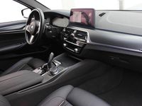 Gebraucht BMW 530e M Sport 183 PS (134 kW) 2021 Blau Kombi