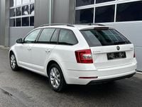 Gebraucht Skoda Octavia Ambition 115 PS (84 kW) 2019 Kombi