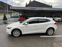 gebraucht Volvo V40 2.0 D3 Momentum S/S