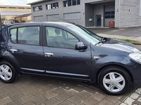 gebraucht Dacia Sandero 1.6 Lauréate