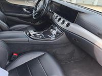 Gebraucht Mercedes E220 194 PS (142 kW) 2017