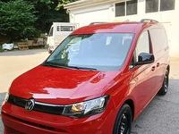 Neu VW Caddy 122 PS (89 kW) 2025 Rot Van / Kleinbus