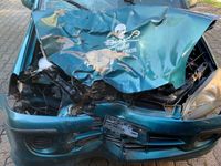 Gebraucht Daihatsu YRV 87 PS (63 kW) 2002 Van / Kleinbus