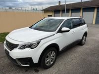 Gebraucht Peugeot 5008 Allure 130 PS (95 kW) 2019 SUV