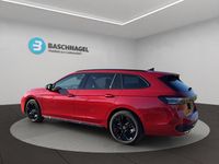 Gebraucht VW Passat R-line 272 PS (200 kW) 2025 Rot Kombi