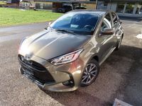 Gebraucht Toyota Yaris Hybrid Trend 116 PS (85 kW) 2023 Beige Limousine