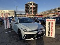 Neu VW Golf VIII R-line 150 PS (110 kW) 2025 Blau Kombi