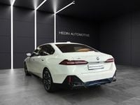 Gebraucht BMW 520 Shadowline 208 PS (152 kW) 2024 Weiss Limousine