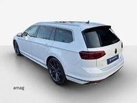 Gebraucht VW Passat Elegance 280 PS (205 kW) 2023 Gletscherweiss metallic Kombi