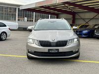 gebraucht Skoda Octavia Combi 2.0 TDI Ambition 4x4