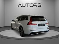 Gebraucht Volvo V60 Plus 197 PS (144 kW) 2025 Kombi