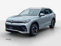 Gebraucht VW Tiguan R-line 193 PS (141 kW) 2024 Oyster silver metallic SUV