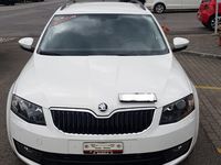 gebraucht Skoda Octavia Combi 2.0 TDI 150 Elegance 4x4