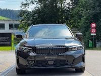 Gebraucht BMW 330 Shadowline 245 PS (180 kW) 2024 Kombi
