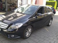 Gebraucht Mercedes B180 122 PS (89 kW) 2013 Van / Kleinbus