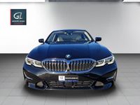 gebraucht BMW 330 i Luxury Line