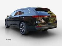 Neu VW Passat Business 193 PS (141 kW) 2025 Grenadill black metallic Kombi