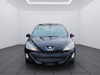 Gebraucht Peugeot 308 Active 120 PS (88 kW) 2011 Limousine