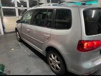 Gebraucht VW Touran Highline 170 PS (125 kW) 2012 Van / Kleinbus