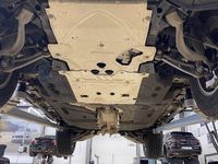 Gebraucht Land Rover Defender SE Dynamic 404 PS (297 kW) 2023 SUV