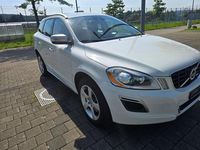 Gebraucht Volvo XC60 R-Design 163 PS (119 kW) 2012 SUV