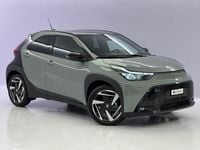 Neu Toyota Aygo X Style 116 PS (85 kW) 2025 Grün SUV