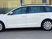 gebraucht Skoda Octavia Combi 1.6 TDI 105 Ambition 4x4