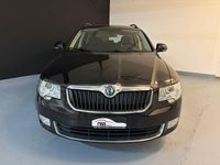 Gebraucht Skoda Superb Elegance 140 PS (102 kW) 2011 Kombi