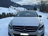 Gebraucht Mercedes B220 Style 177 PS (130 kW) 2016 Van / Kleinbus