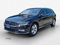 Gebraucht VW Passat Elegance 200 PS (147 kW) 2023 Deepblack perleffekt Kombi
