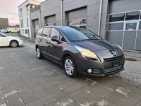 gebraucht Peugeot 5008 1.6 HDi 110 Sport EGS