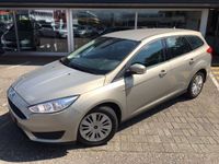 gebraucht Ford Focus Station Wagon 1.0i EcoB 100 Trend