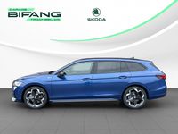 Neu Skoda Superb SportLine 266 PS (195 kW) 2025 Blau Kombi