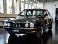 Gebraucht BMW 520 125 PS (91 kW) 1984 Limousine