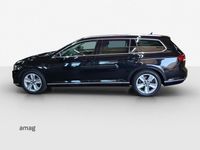 Gebraucht VW Passat Elegance 200 PS (147 kW) 2023 Deep black nacré Kombi