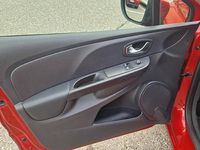 Gebraucht Renault Clio IV Expression 90 PS (66 kW) 2015 Rot Limousine