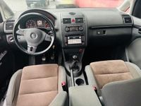 Gebraucht VW Touran Highline 140 PS (102 kW) 2011 Van / Kleinbus