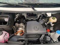 Gebraucht Mercedes Sprinter 149 PS (109 kW) 2024 Weiss Van