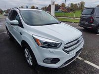 Gebraucht Ford Kuga Titanium 150 PS (110 kW) 2017 Weiss SUV