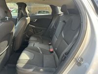 gebraucht Volvo V40 1.6 D2 Kinetic S/S