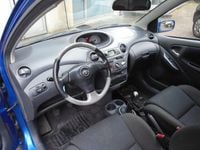 Gebraucht Toyota Yaris 106 PS (77 kW) 2001 Limousine