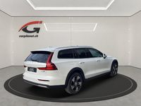 gebraucht Volvo V60 CC 2.0 B4 Plus AWD