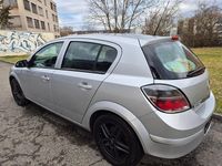Gebraucht Opel Astra Enjoy 115 PS (84 kW) 2009