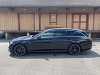 Gebraucht Mercedes E220 AMG line 194 PS (142 kW) 2020