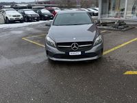 Gebraucht Mercedes A180 Style 122 PS (89 kW) 2016