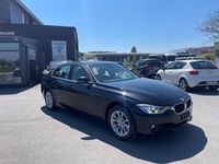 gebraucht BMW 320 i Sport Line Steptronic